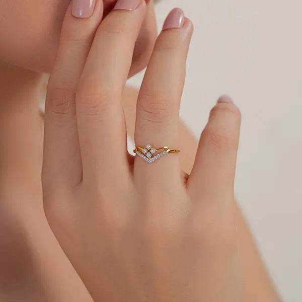 Sparkling V-Band Lab Diamond Ring