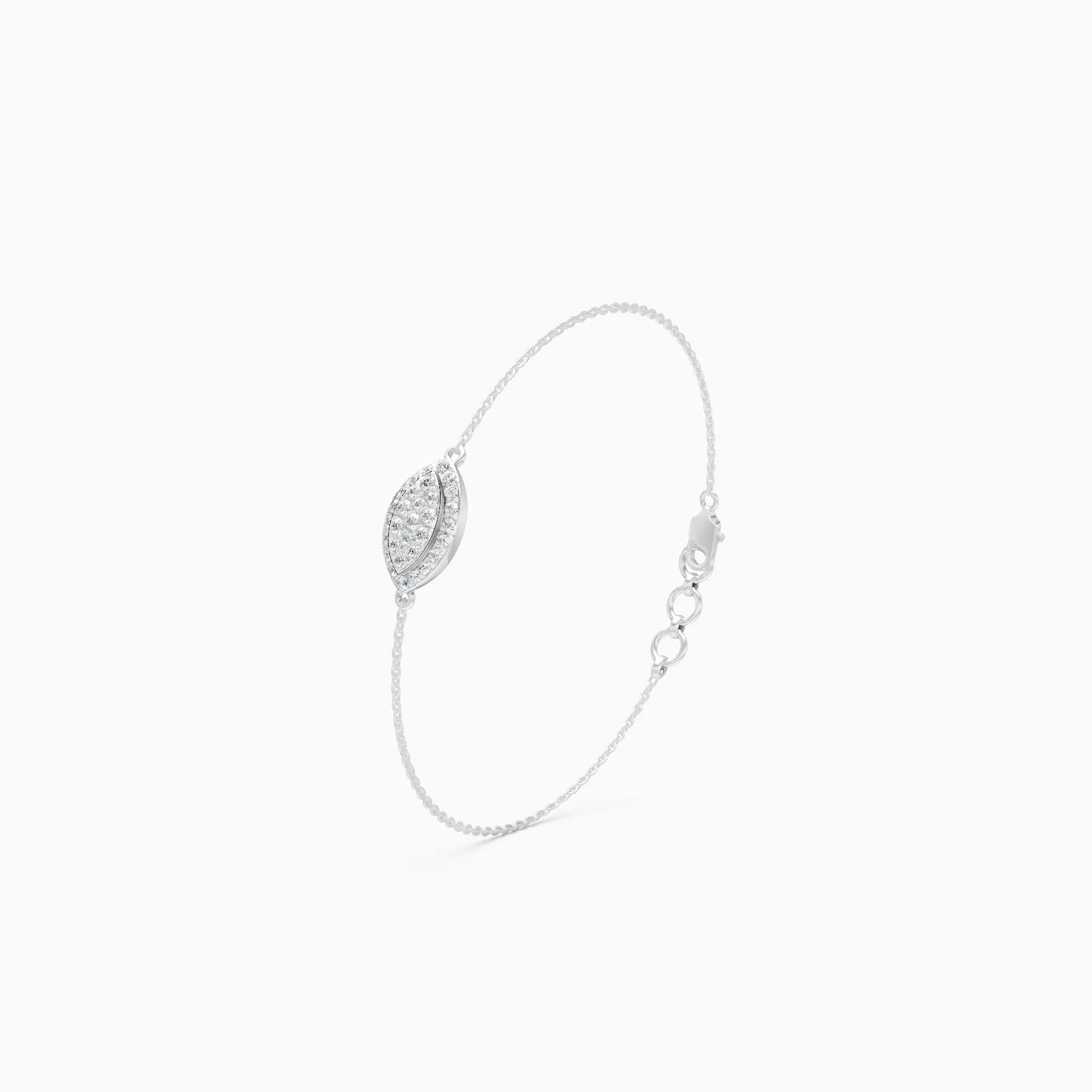 Stylish Luxe-Shaped Diamond Bracelet